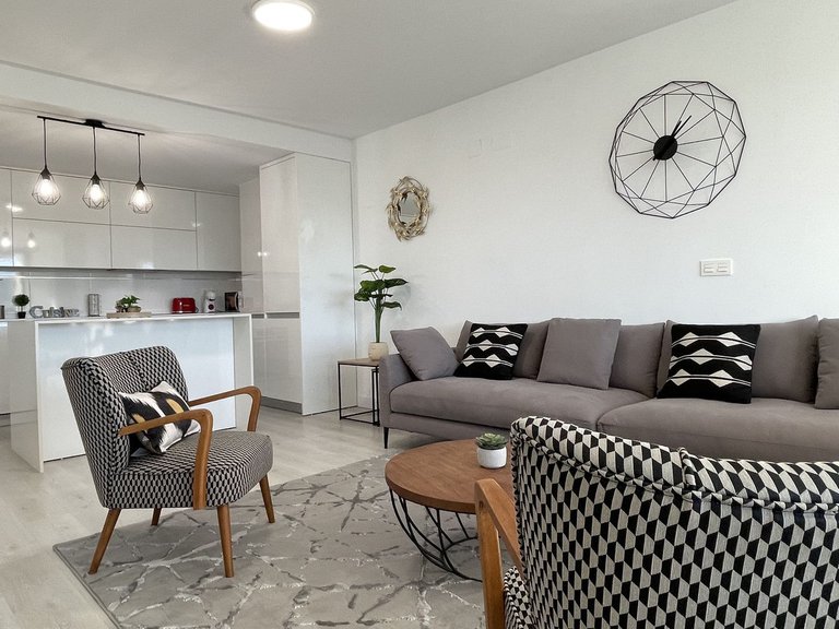 Apartment for Sale in Las Lagunas, Malaga 12