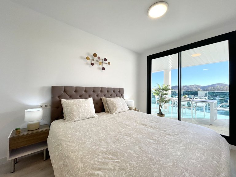 Apartment for Sale in Las Lagunas, Malaga 8