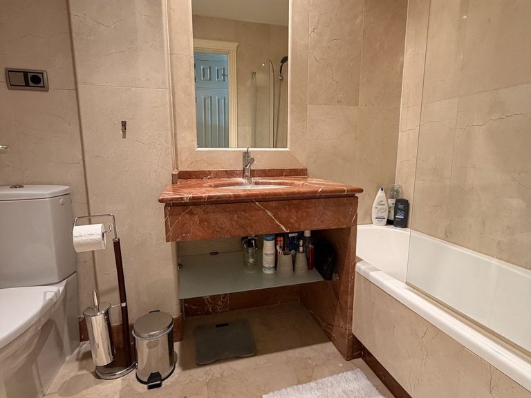 Apartment for Sale in Sierra Blanca, Malaga 10