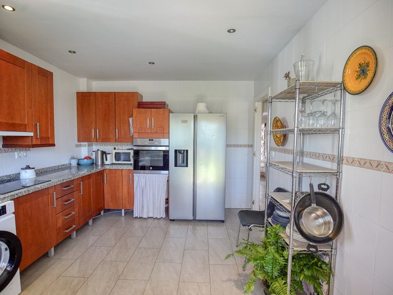Villa for Sale in La Duquesa, Malaga 11
