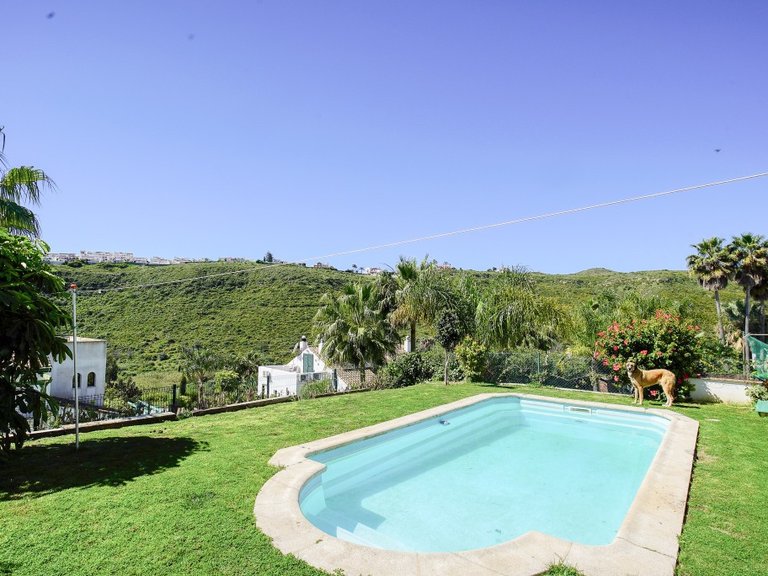 Villa for Sale in La Duquesa, Malaga 15