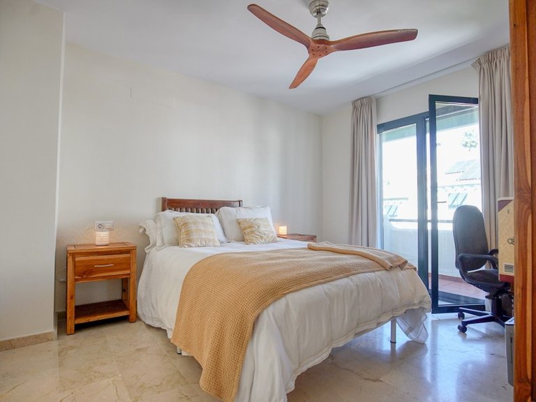 Villa for Sale in La Duquesa, Malaga 16