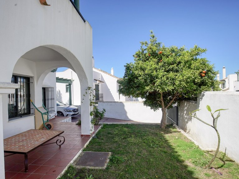 Villa for Sale in La Duquesa, Malaga 5