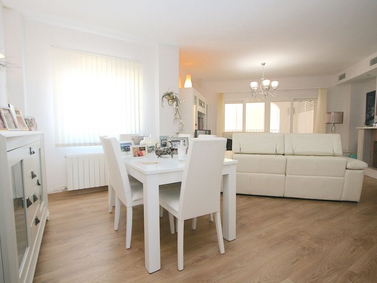 Town House for Sale in Costa del Sol Fuengirola, Malaga 12