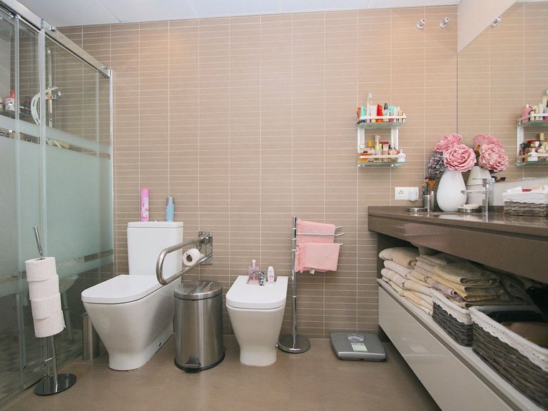 Town House for Sale in Costa del Sol Fuengirola, Malaga 8