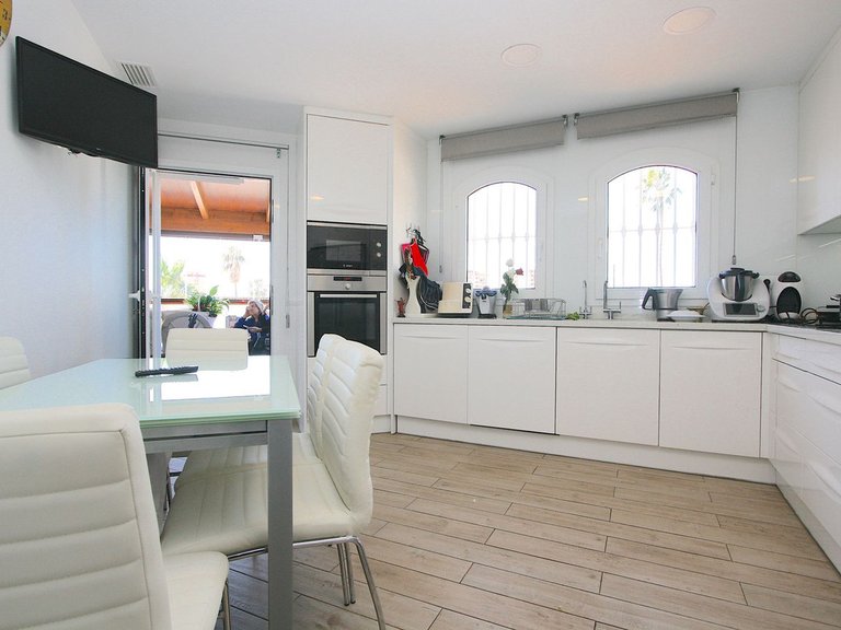Town House for Sale in Costa del Sol Fuengirola, Malaga 9