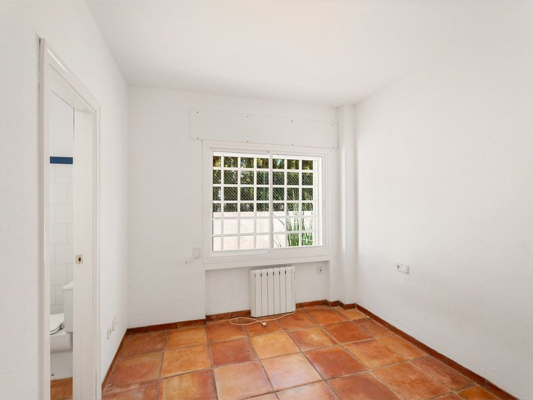 Villa for Sale in Marbesa, Malaga 21
