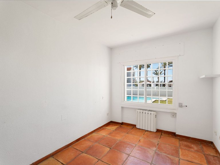 Villa for Sale in Marbesa, Malaga 22