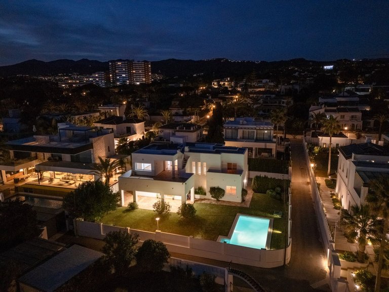 Villa for Sale in Marbesa, Malaga 3