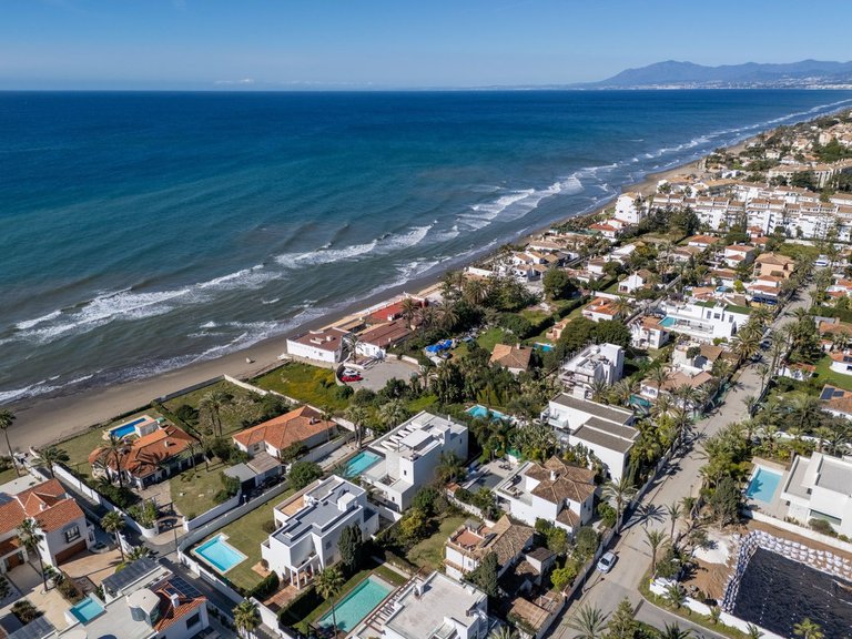 Villa for Sale in Marbesa, Malaga 7
