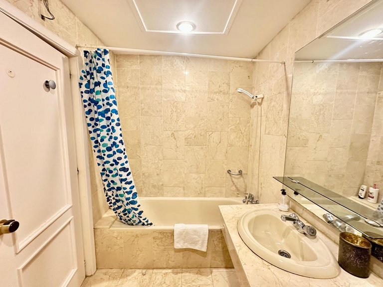 Apartment for Sale in Nueva Andalucía, Malaga 6