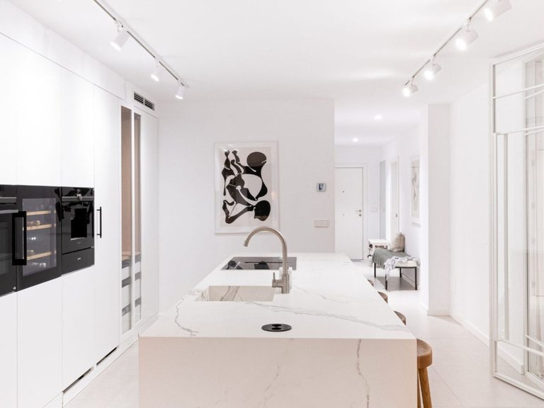Apartment for Sale in Nueva Andalucía, Malaga 11