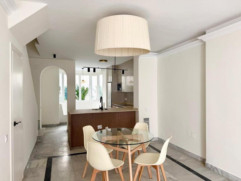 Apartment for Sale in The Golden Mile, Malaga 14