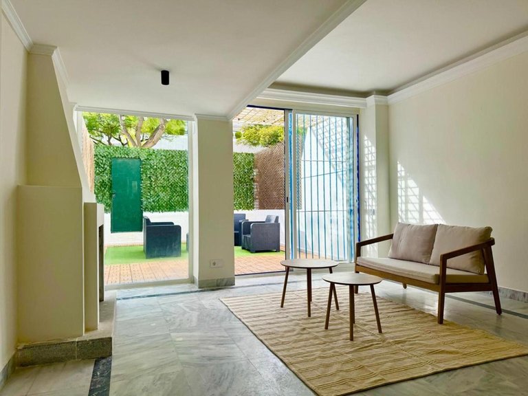 Apartment for Sale in The Golden Mile, Malaga 24