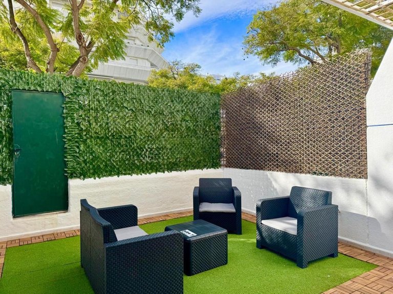 Apartment for Sale in The Golden Mile, Malaga 27