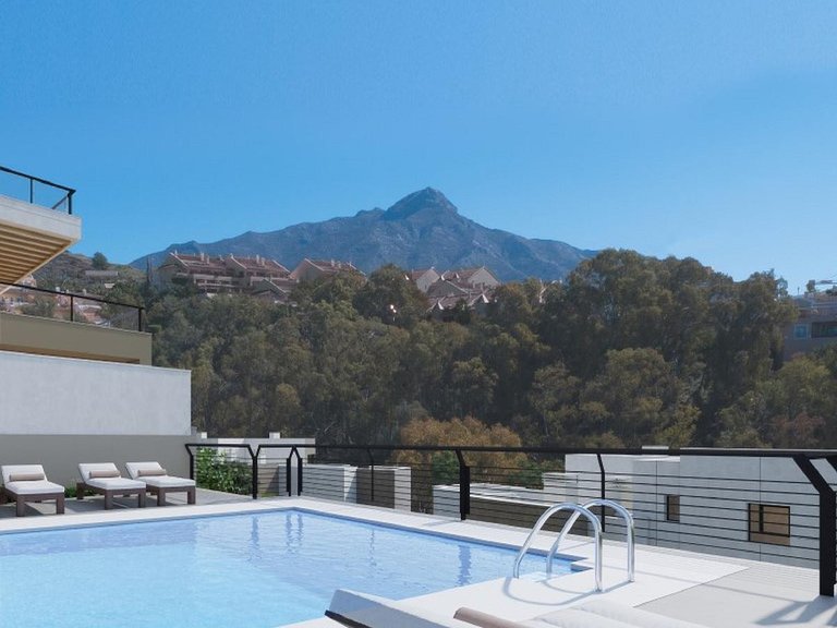 Penthouse for Sale in Nueva Andalucía, Malaga 3