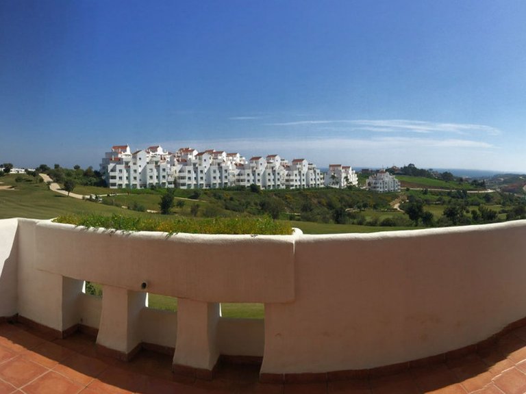 Apartment for Sale in Valle Romano, Malaga 2
