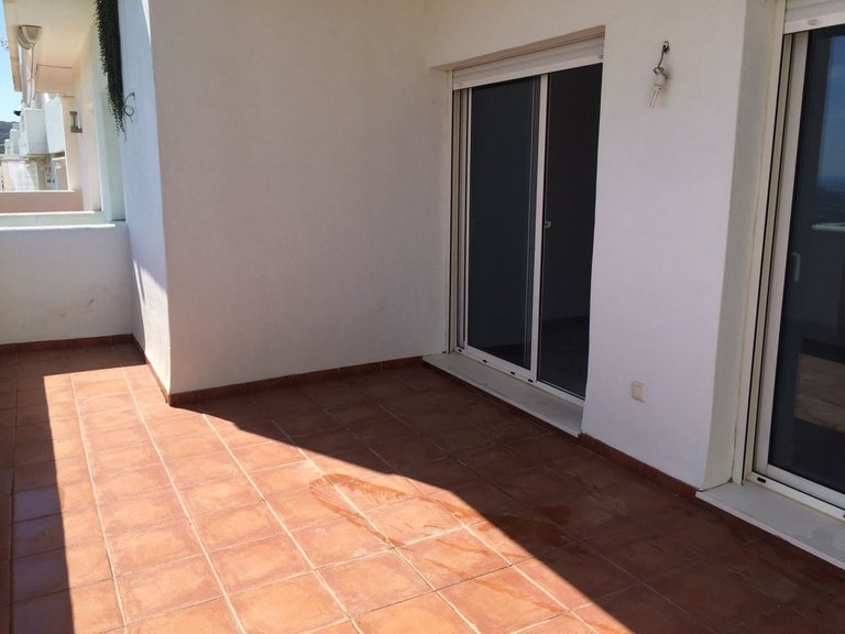 Apartment for Sale in Valle Romano, Malaga 3
