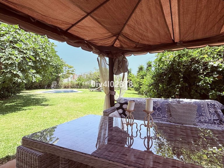 Villa for Sale in Benalmadena Costa, Malaga 22