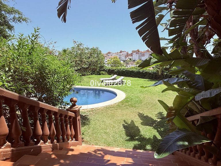 Villa for Sale in Benalmadena Costa, Malaga 25