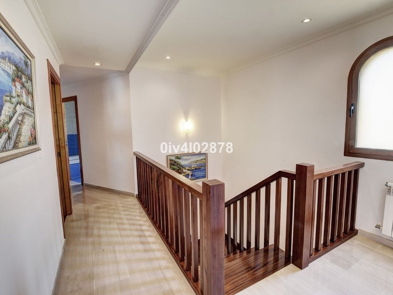 Villa for Sale in Benalmadena Costa, Malaga 38