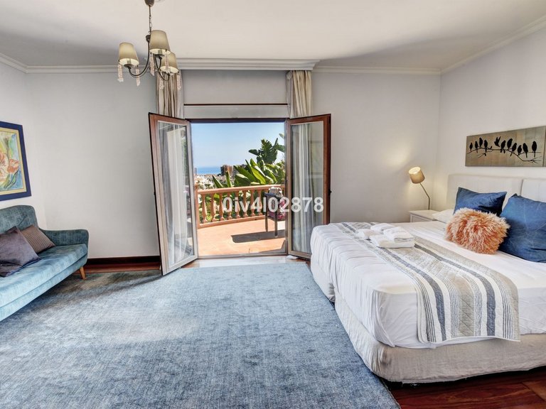 Villa for Sale in Benalmadena Costa, Malaga 39