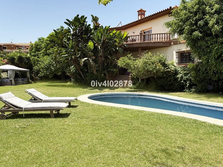 Villa for Sale in Benalmadena Costa, Malaga 6