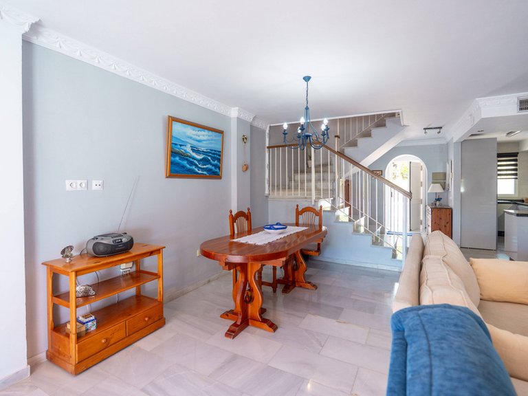 Villa for Sale in Nueva Andalucía, Malaga 17