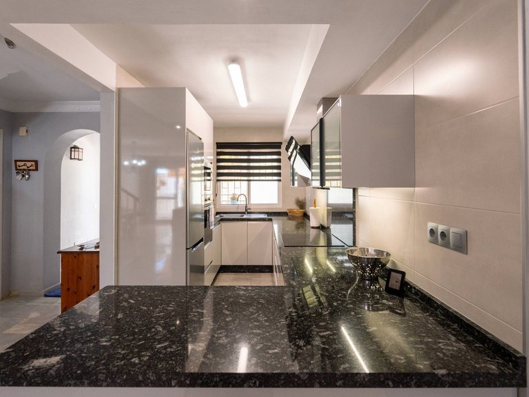 Villa for Sale in Nueva Andalucía, Malaga 23