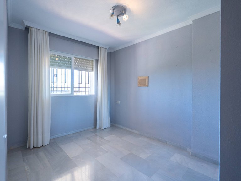 Villa for Sale in Nueva Andalucía, Malaga 29