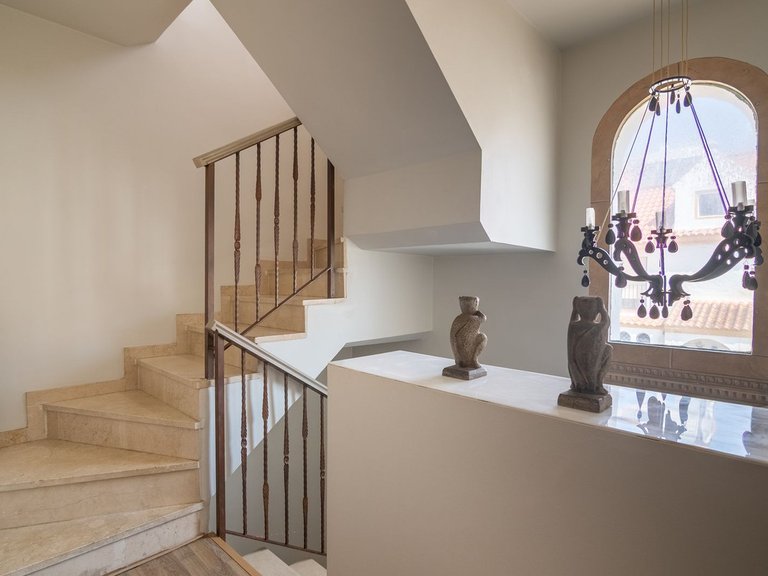 Villa for Sale in Estepona, Malaga 19