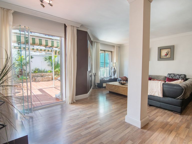 Villa for Sale in Estepona, Malaga 22