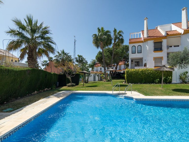 Villa for Sale in Estepona, Malaga 35