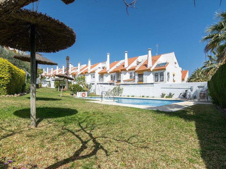 Villa for Sale in Estepona, Malaga 37