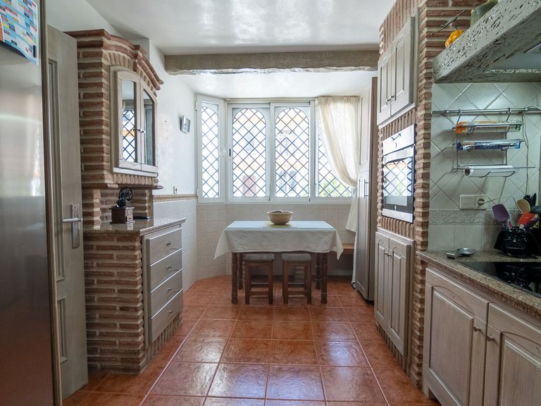 Villa for Sale in Estepona, Malaga 7
