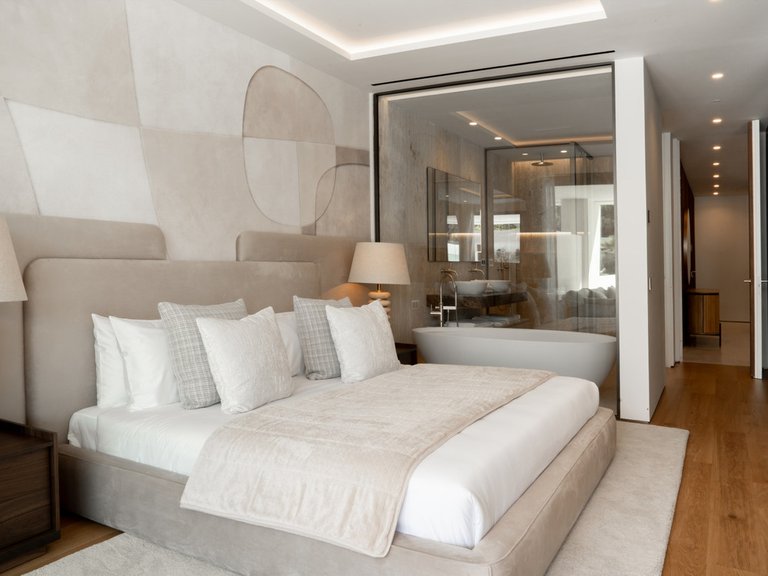 Apartment for Sale in The Golden Mile, Malaga 10