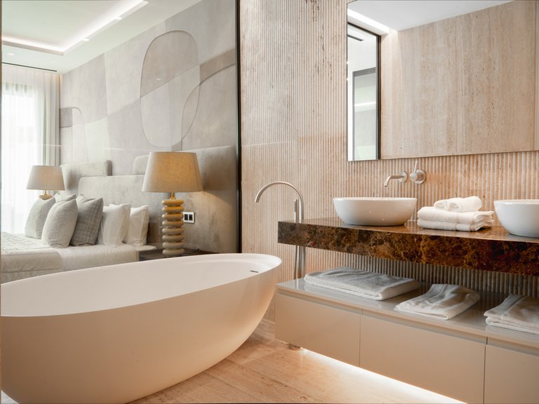 Apartment for Sale in The Golden Mile, Malaga 11