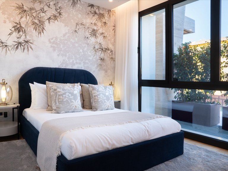 Apartment for Sale in The Golden Mile, Malaga 15