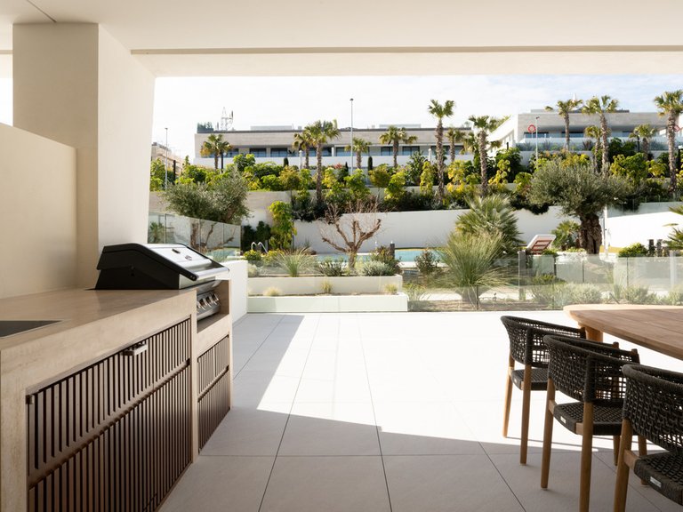 Apartment for Sale in The Golden Mile, Malaga 3