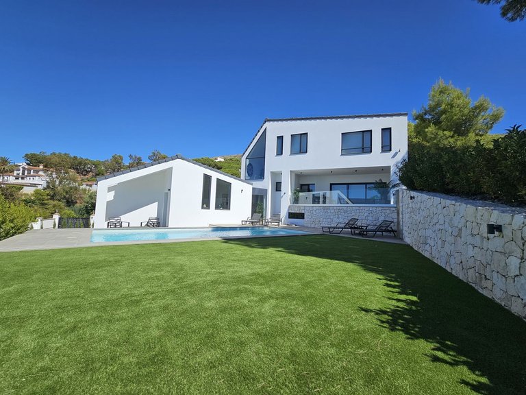 Villa for Sale in Mijas, Malaga 1