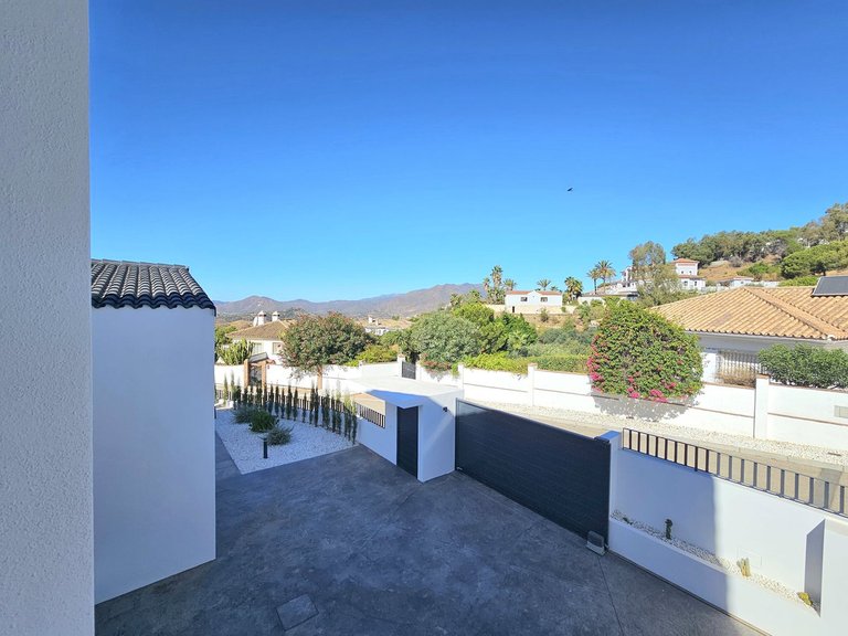 Villa for Sale in Mijas, Malaga 27