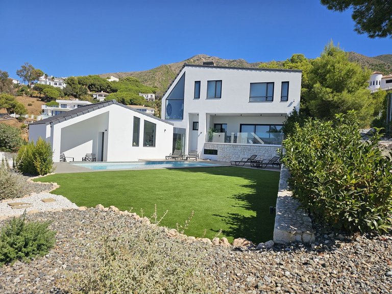 Villa for Sale in Mijas, Malaga 4