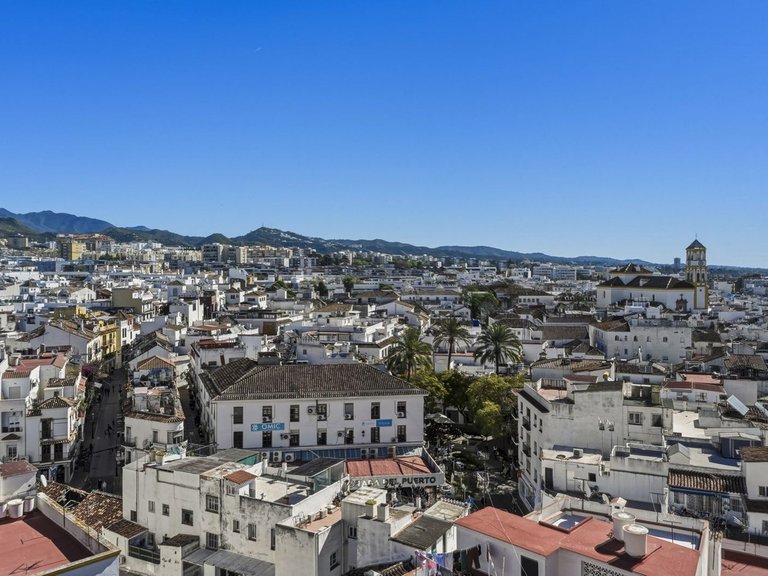 Penthouse for Sale in Marbella, Malaga 14