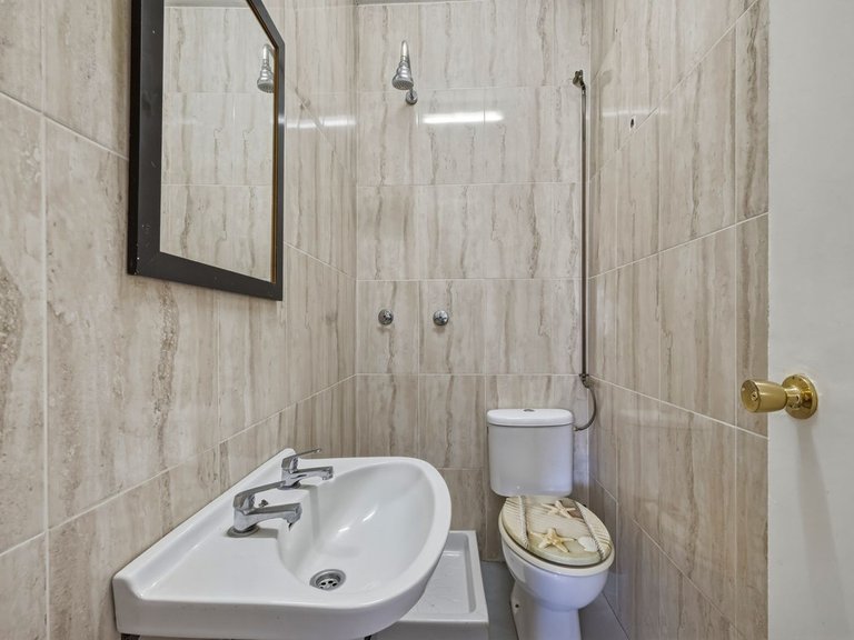 Penthouse for Sale in Marbella, Malaga 17