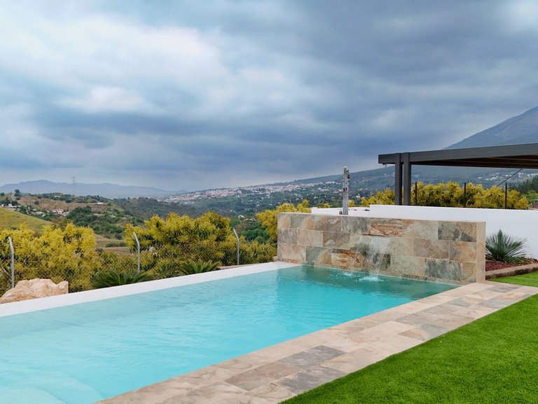 Villa for Sale in Alhaurín El Grande, Malaga 2