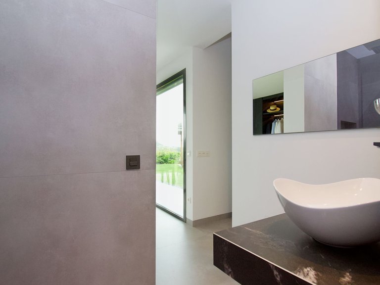Villa for Sale in Alhaurín El Grande, Malaga 35