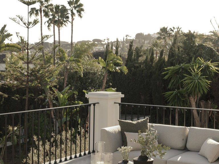Villa for Sale in Nueva Andalucía, Malaga 17