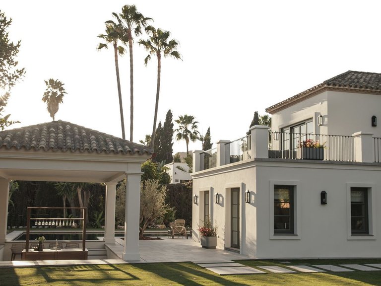 Villa for Sale in Nueva Andalucía, Malaga 21