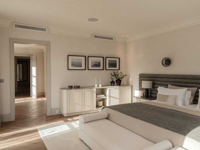 Villa for Sale in Nueva Andalucía, Malaga 25