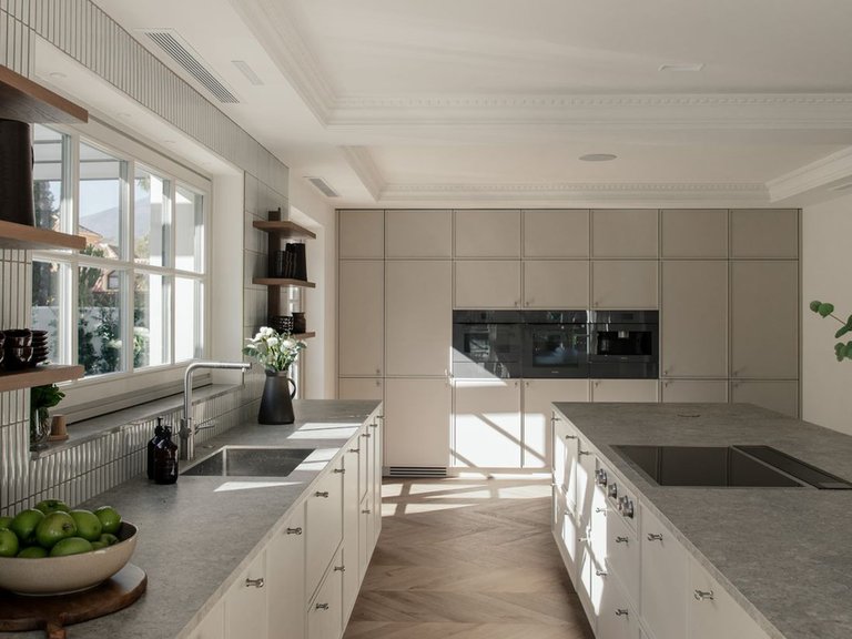 Villa for Sale in Nueva Andalucía, Malaga 61